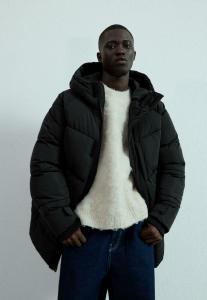 Пальто Bershka Winter coat, Black