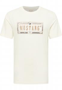 MUSTANG Футболка 'Austin' в цвете Off White