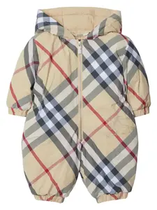 Дутый комбинезон в клетку BURBERRY KIDS, нейтральный