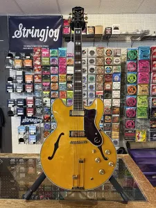 Epiphone Эпифон Шератон Фриквенсатор с грифом из лавра - натуральный