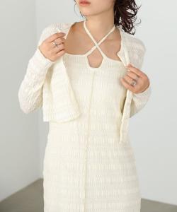 Комплект из кардигана и платья Mellow, подобранных по цвету.