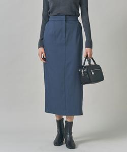 Теплая атласная юбка I-силуэта