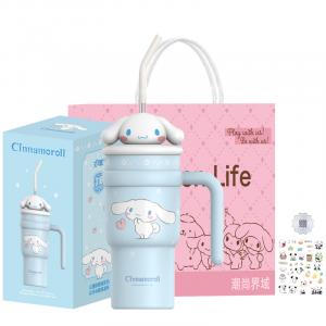 Холло Китти / Холло Китти коллаборация термостакан Ice King с теплоизоляцией, большой объем 700 мл Sanrio, Cinnamoroll Insulated Cup+[Shopping Bag+Sticker]