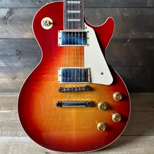 Gibson Les Paul Standard 50-х годов - Heritage Cherry Sunburst 225150033