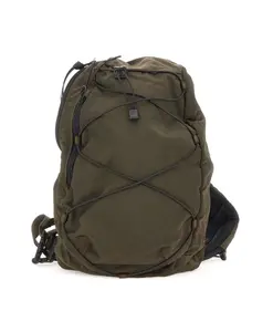 Зеленая сумка через плечо с деталью в виде объектива. C.P. Company, зеленый