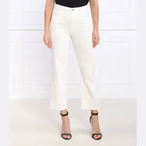 Джинсы обычного кроя Patrizia Pepe, белый