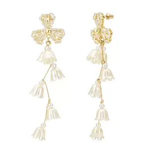 Серьги-Подвески Soiree из кристаллов Untamed Petals, gold