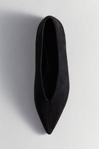 Остроносые балетки H&M, черный