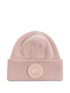 Шапка бини в рубчик с логотипом Canada Goose, розовый