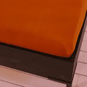 Простыня на резинке Jersey Saiko, коричневого цвета, размер 120-130x200-220 см Kayori