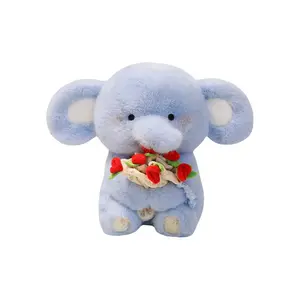 Плюшевая кукла слон с букетом роз, высота 30 см Cute Chip