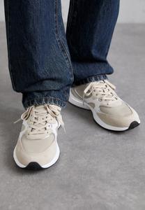 Кроссовки RILEY TRAINER MICHAEL Michael Kors, бежевый