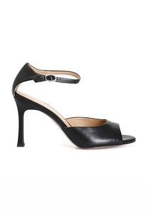 Классические туфли на каблуке High heels CAFèNOIR, черный