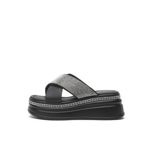 Женские стойкие к истиранию сандалии Slide DAPHNE, черный