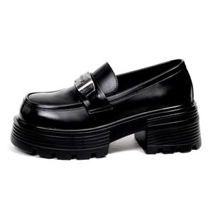 Лоферы женские с низким верхом Ouumeis, черный