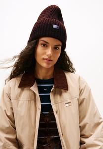 Шапка Tommy Jeans ELEVATED HERITAGE BEANIE, Rich Brown/Brown