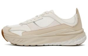 Clarks Низкие повседневные туфли мужские белые