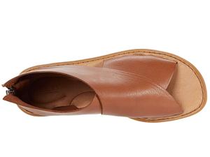 Сандалии Born Iwa, коричневый