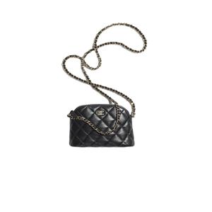 Женская черная клатч на одно плечо из ягненка CHANEL