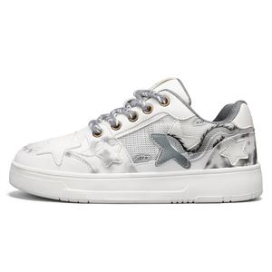 Антискользящие и износостойкие низкие стильные скейтерские кроссовки для увеличения роста Unisex Tonlion, бело-серые