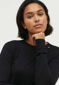 Базовый слой TEE Áhkká, черный