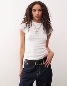 Футболка облегающего кроя в рубчик белого цвета Weekday