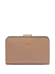 Средний кожаный кошелек с клапаном Camelia Furla, нейтральный