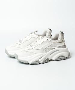 Кроссовки с объемной подошвой