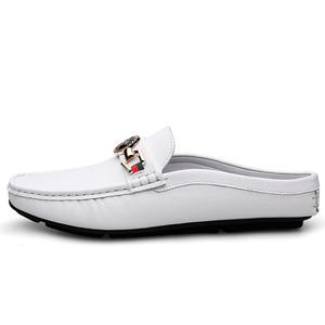 BOLE Мужские белые противоскользящие тапочки с закрытым носком, цвет White