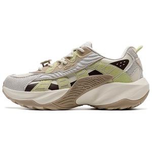 XTEP Женские кроссовки с низким и массивным верхом, устойчивые к износу и скольжению, бежево-зеленые