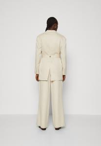 Короткое пальто AESTAS BLANCHE, песочный