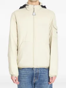 Стеганая куртка с нашивкой-логотипом Moncler, нейтральный