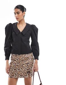 Блузка с эффектными рукавами черного цвета Glamorous