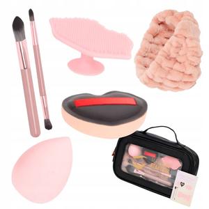 ПОДАРОЧНЫЙ НАБОР С КОСМЕТИКОЙ ДЛЯ ЛИЦА + КОСМЕТИЧКА ДЛЯ НЕЕ Inna marka