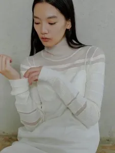 Прозрачная трикотажная водолазка в рубчик Miesrohe, цвет Wht[001]