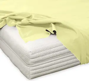 Простыня Dream Sleep Fine Flannel House 150x250 см, цвет ванильный Traumschlaf