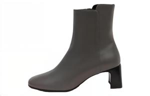 By Far Ботильоны женские черные