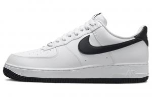 Nike Air Force 1 White Black Outsole, черно-белый