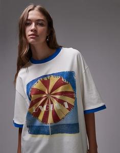 Футболка Topshop с принтом Laguna Carosel и контрастным принтом цвета экрю.