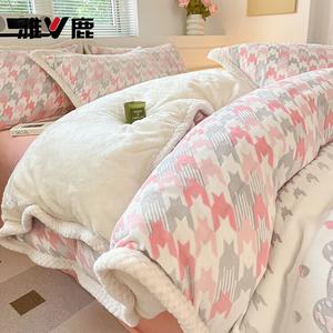 Yalu Комплект постельного белья 1,5 м, 4 предмета: пододеяльник 200x230 см, простыня, 2 наволочки, цвет розовый, велюр