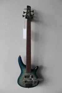 Абсолютно новая электрическая бас-гитара Ibanez Standard SR405EQM с 5 (пятью) струнами - окраска Stained Cosmic Blue Starburst