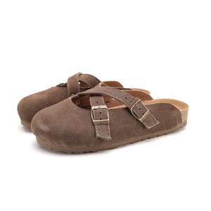 FOXER Женские противоскользящие тапочки с закрытым носком коричневые, цвет Brown