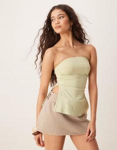 Фисташковый топ-бандо Motel со сборками