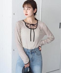 tiptop/Прозрачная футболка с длинными рукавами, отделанная окантовкой в двух направлениях спереди и сзади, с разноцветными полосами.