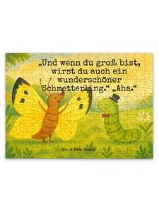 Mr. & Mrs. Panda Дизайн пазла «Гусеница и бабочка» с надписью, выполненной белым цветом