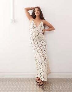 Платье-комбинация макси Amy Lynn с V-образным вырезом, связанное крючком, бежевого цвета