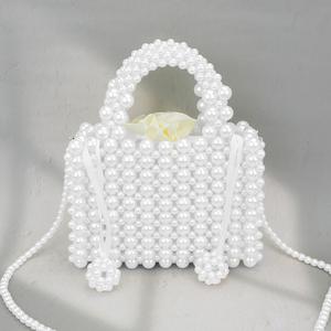 Сумка через плечо Pearl Box с верхней ручкой FASHNZFAB, родий, белый