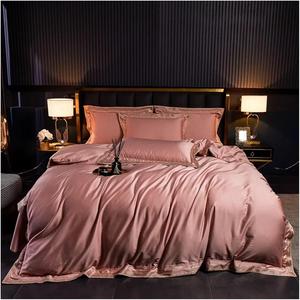 UOIO Комплект постельного белья UOIO из египетского хлопка с вышивкой