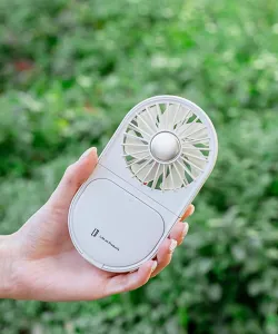 Тонкий вентилятор со светодиодным зеркалом