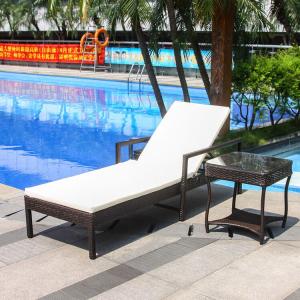 Fantasy Кресло из ротанга с кофейным столиком и подушкой, 1 прикроватный столик с подушкой